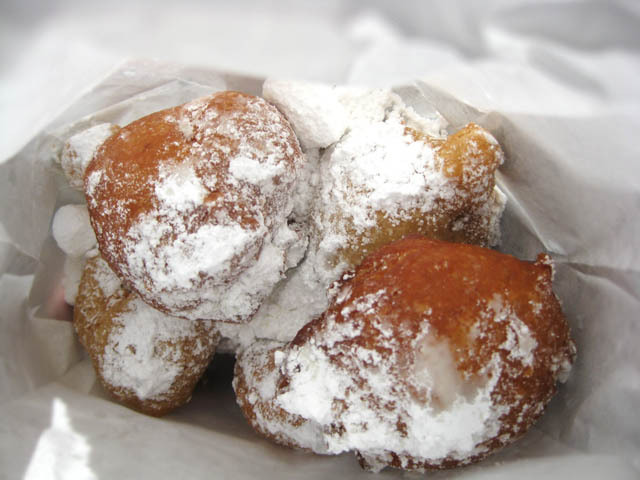 Zeppoles (6)